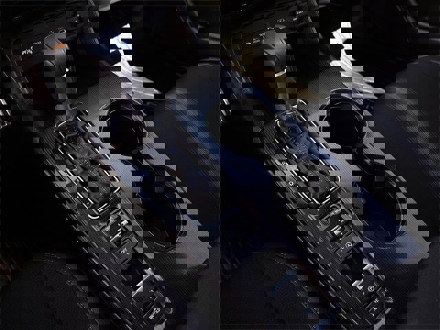 Used 2025 Honda Civic Sport image 25