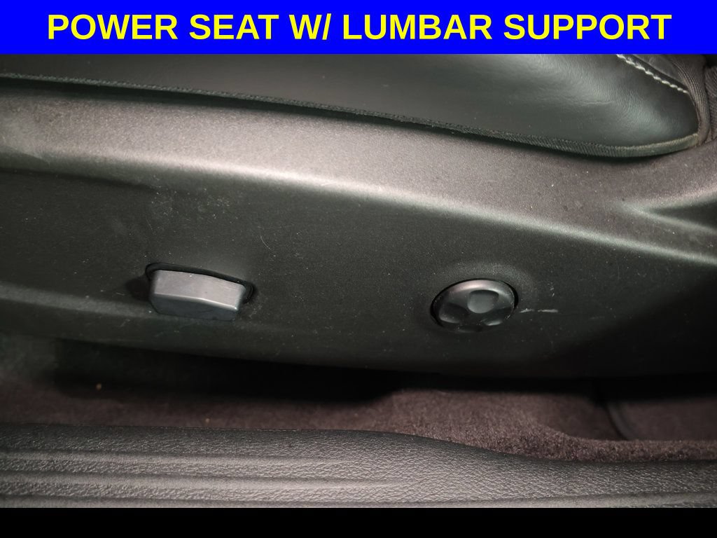 Used 2016 Dodge Challenger R/T Scat Pack w/ Leather Interior Group RWD image 8