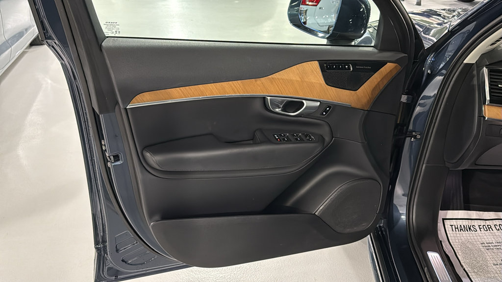 Certified 2024 Volvo XC90 B6 Plus w/ Protection Package Premier AWD/4WD image 9