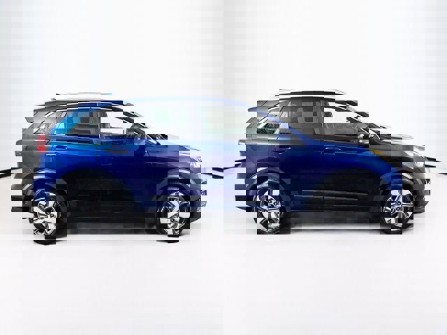Certified 2021 Kia Niro LX image 4