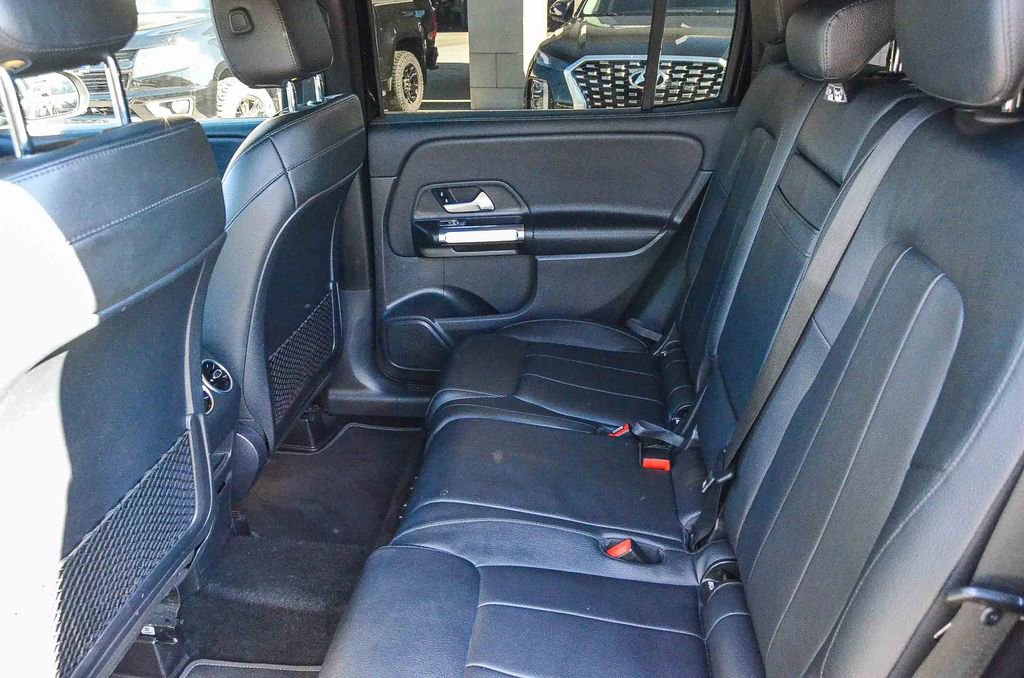 Used 2021 Mercedes-Benz GLB 250 GLB 250 image 18