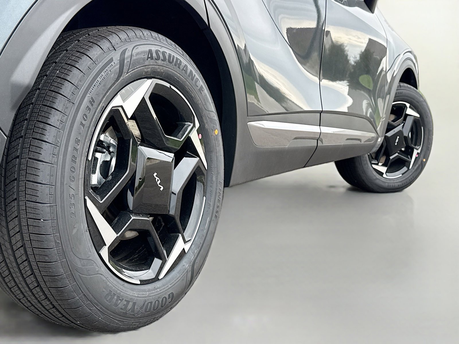 New 2026 Kia Sportage EX AWD/4WD image 13
