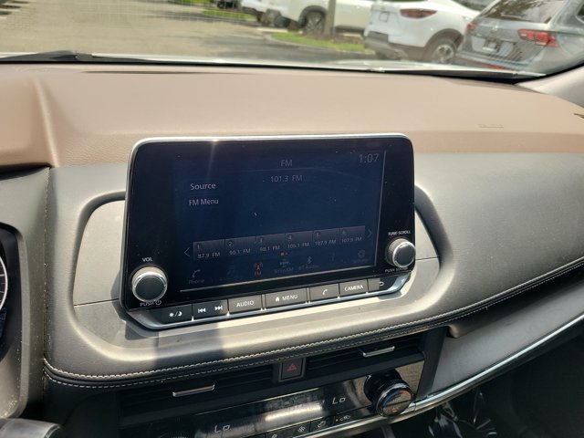 Used 2023 Nissan Rogue SV FWD image 28