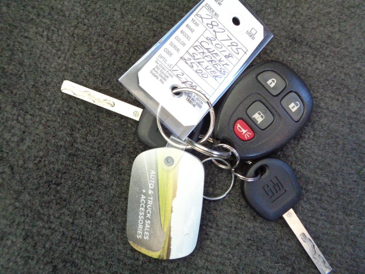 Used 2018 Chevrolet Express 2500 LT w/ LT Preferred Equipment Group image 73