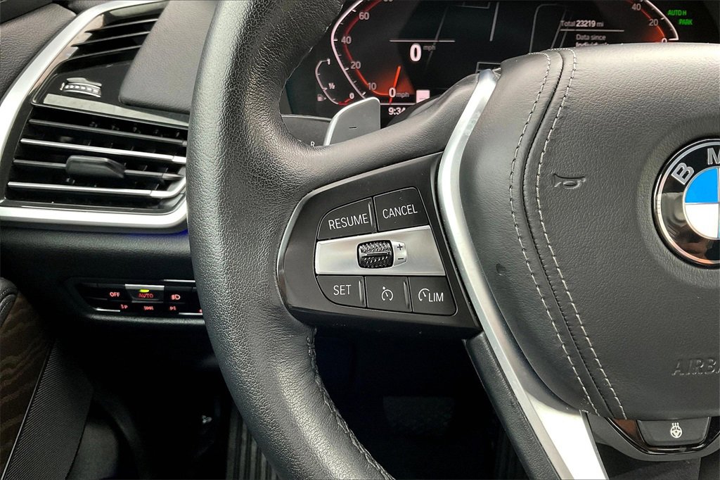 Used 2022 BMW X5 xDrive40i w/ Parking Assistance Package image 10