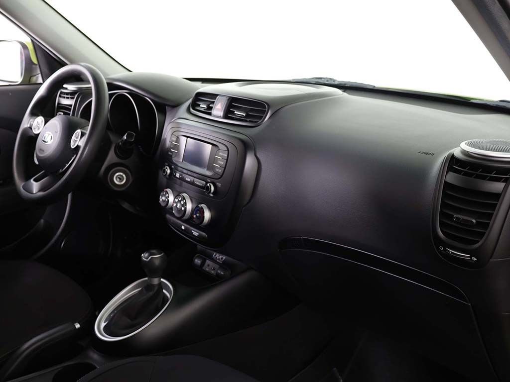 Used 2015 Kia Soul FWD image 24