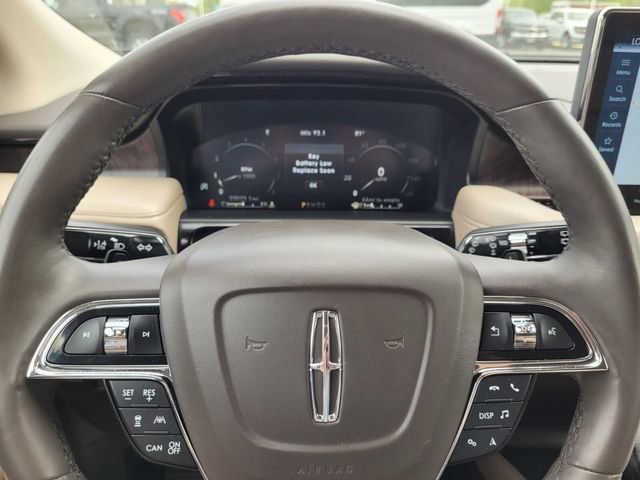 Used 2021 Lincoln Nautilus Reserve w/ Equipment Group 202A image 35