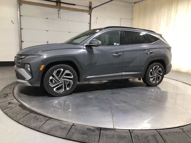 Used 2025 Hyundai Tucson Limited image 4