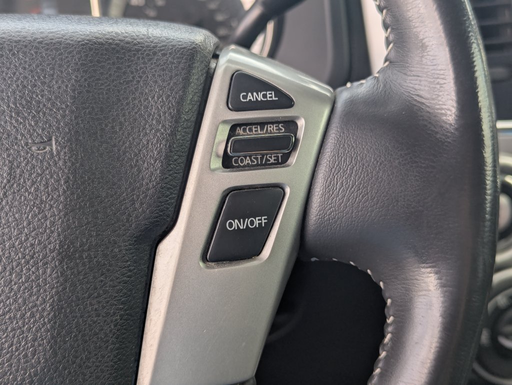 Used 2017 Nissan Titan PRO-4X AWD/4WD image 24