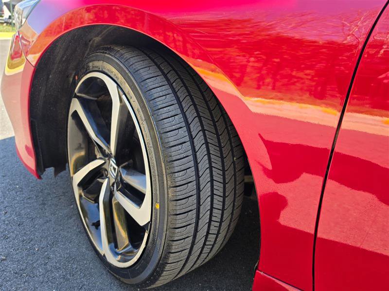 Used 2018 Honda Accord Sport image 42