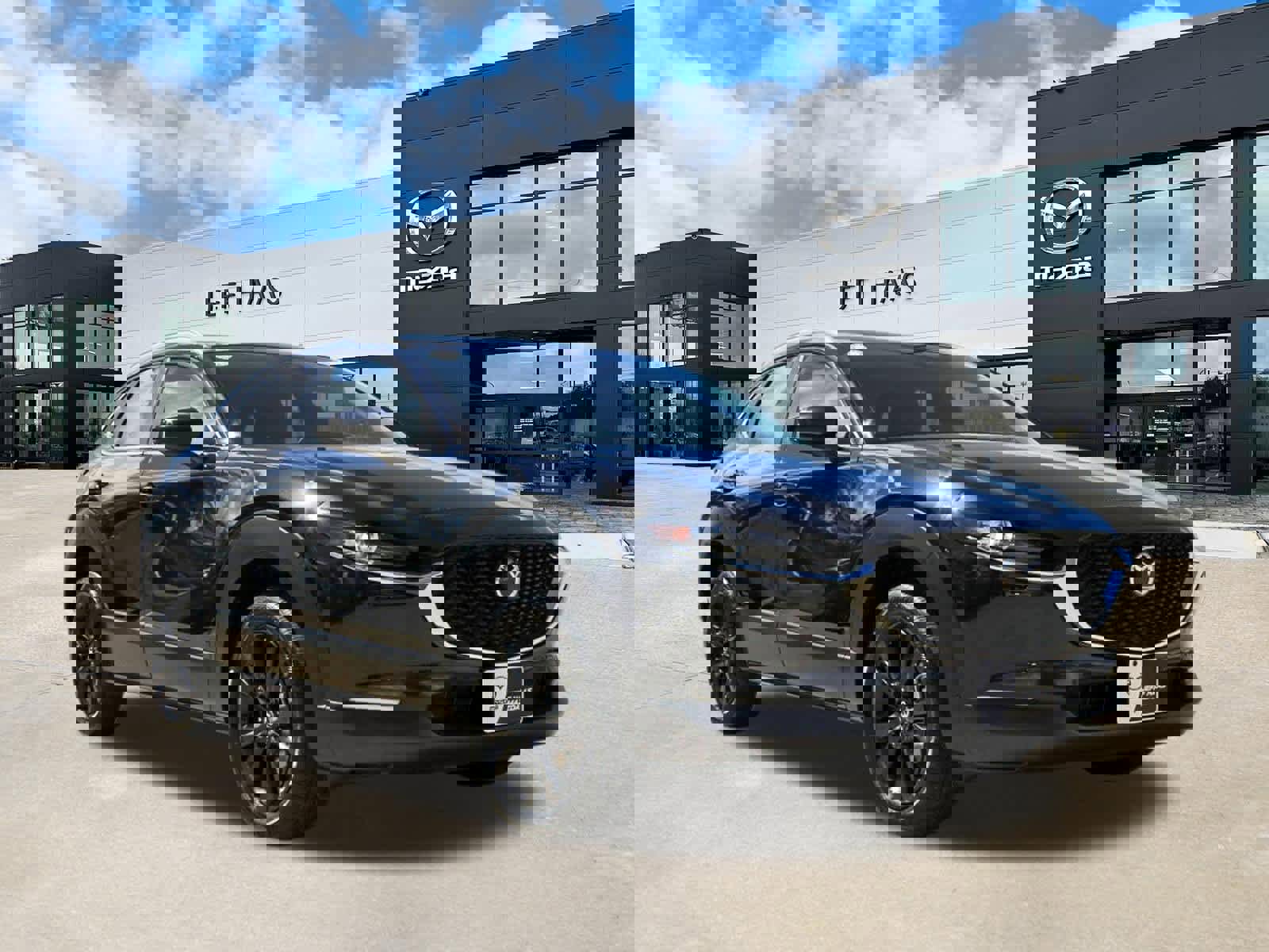 Certified 2025 MAZDA CX-30 AWD 2.5 S w/ Select Sport Pkg image 4