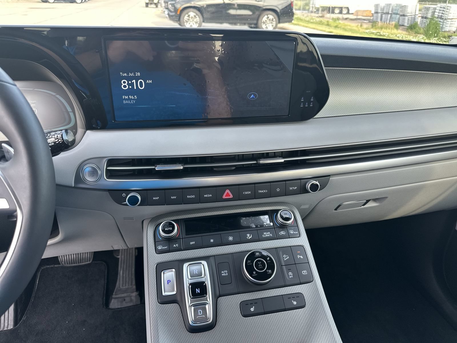 Used 2025 Hyundai Palisade SEL AWD/4WD image 13