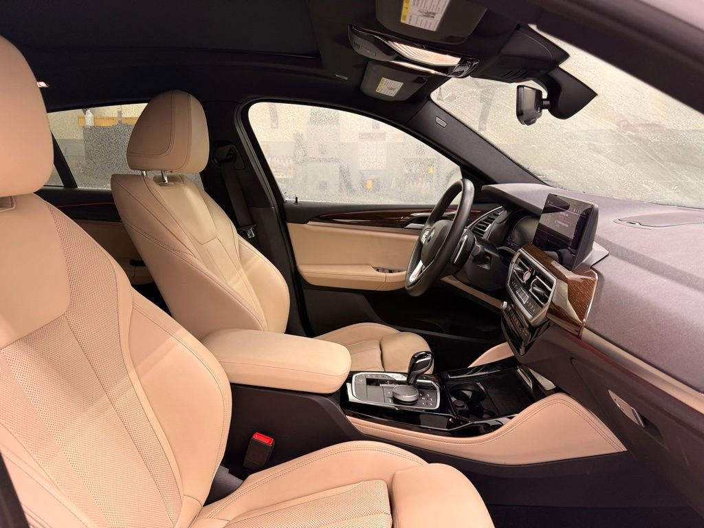 Used 2023 BMW X4 xDrive30i w/ Convenience Package image 30