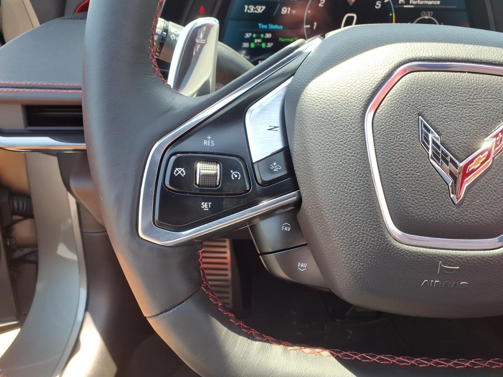 Certified 2024 Chevrolet Corvette Stingray Preferred Cpe w/ Stealth Interior Trim Package RWD image 31