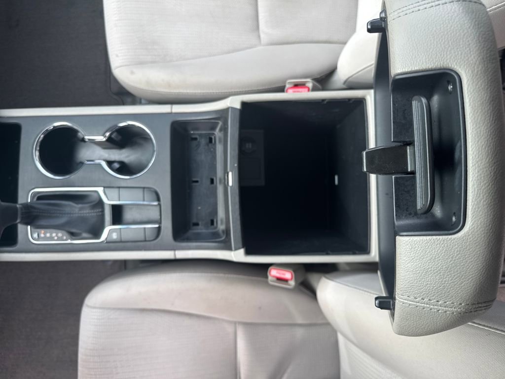 Used 2020 Kia Sedona LX image 24