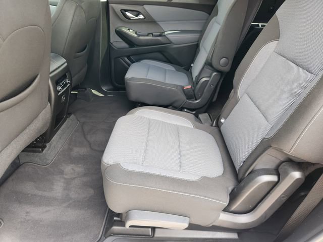 Used 2021 Chevrolet Traverse LT FWD image 30