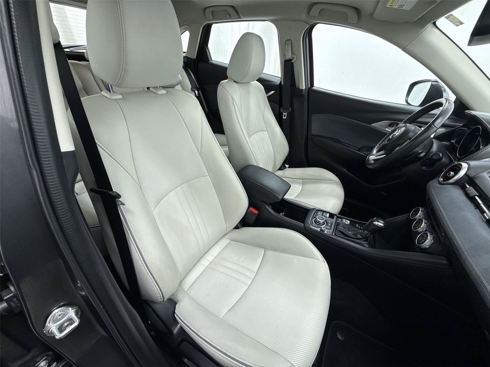 Used 2019 MAZDA CX-3 Grand Touring w/ Premium Package FWD image 31