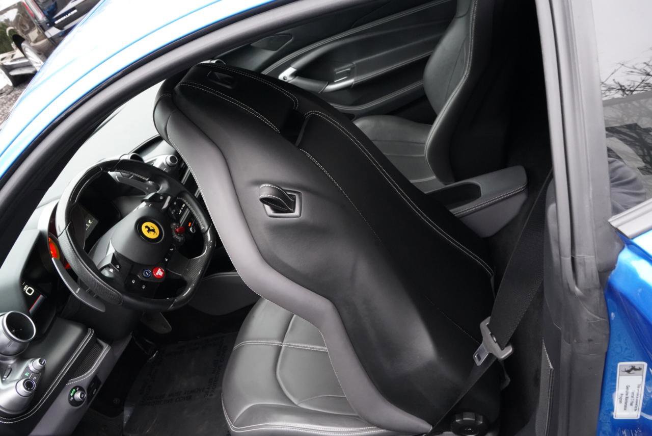 Used 2021 Ferrari F8 Tributo image 55