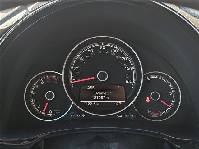 Used 2018 Volkswagen Beetle 2.0T S FWD image 17