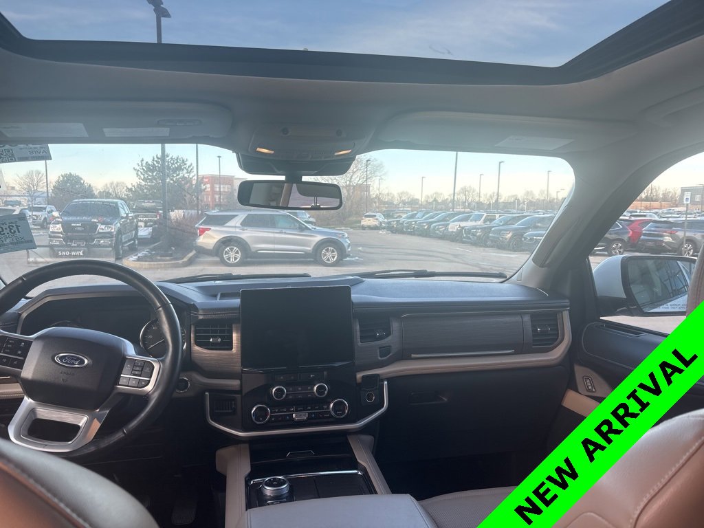 Used 2024 Ford Expedition Max Limited image 12