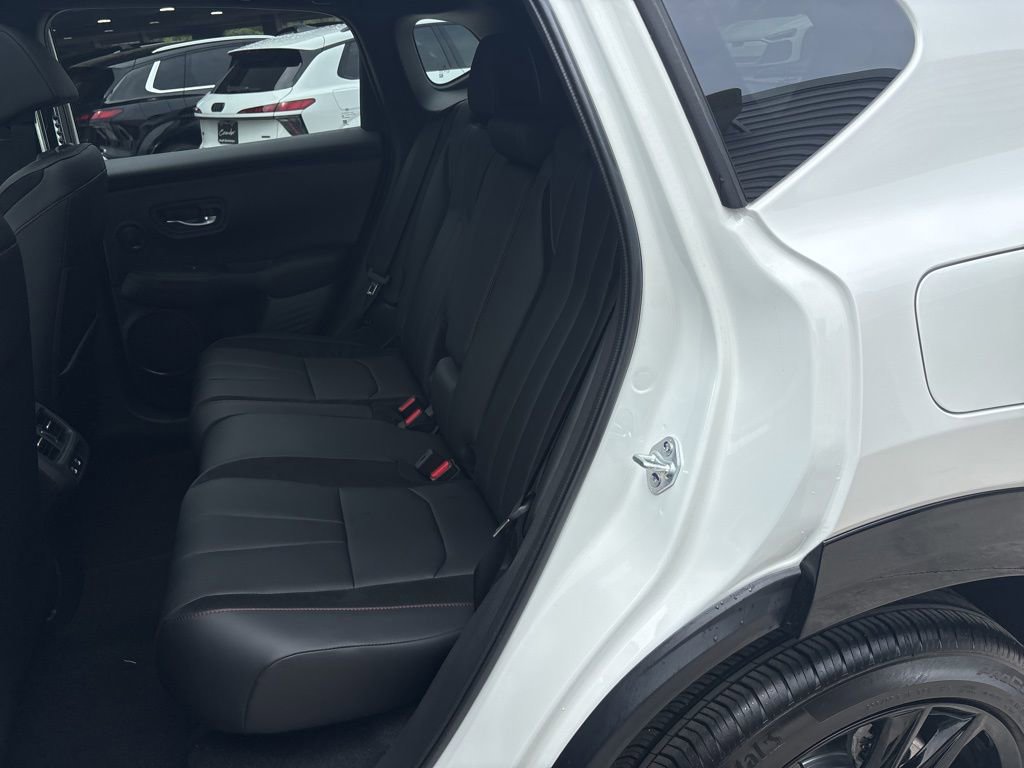 Used 2025 Acura ADX A-Spec image 14