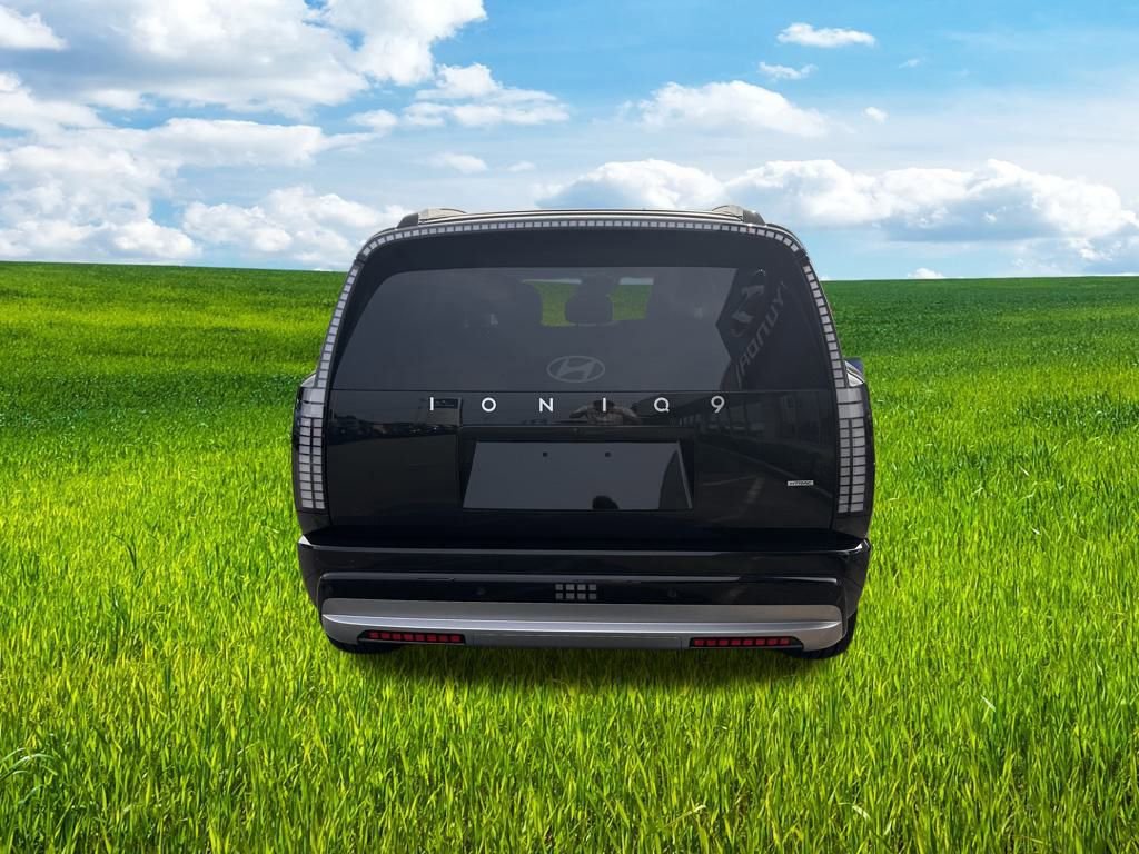 New 2026 Hyundai Ioniq 9 SEL image 5