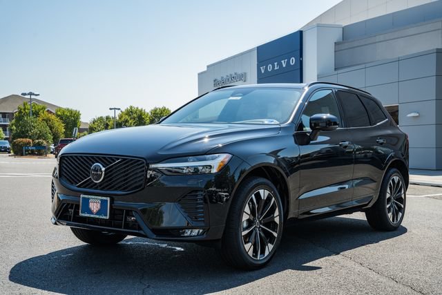 New 2027 Volvo XC60 B5 Plus AWD/4WD image 3