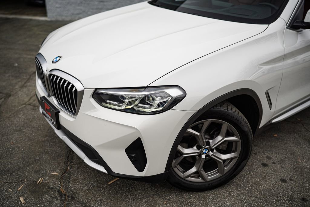 Used 2022 BMW X3 xDrive30i w/ Premium Package image 2
