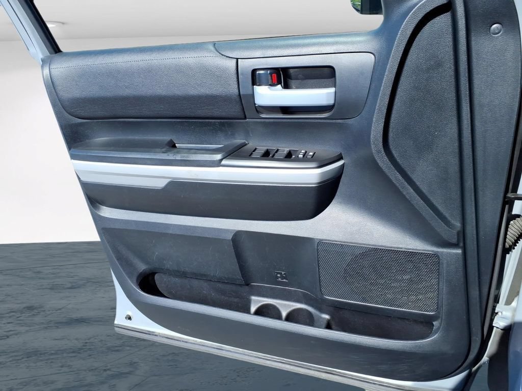 Used 2019 Toyota Tundra SR5 AWD/4WD image 24