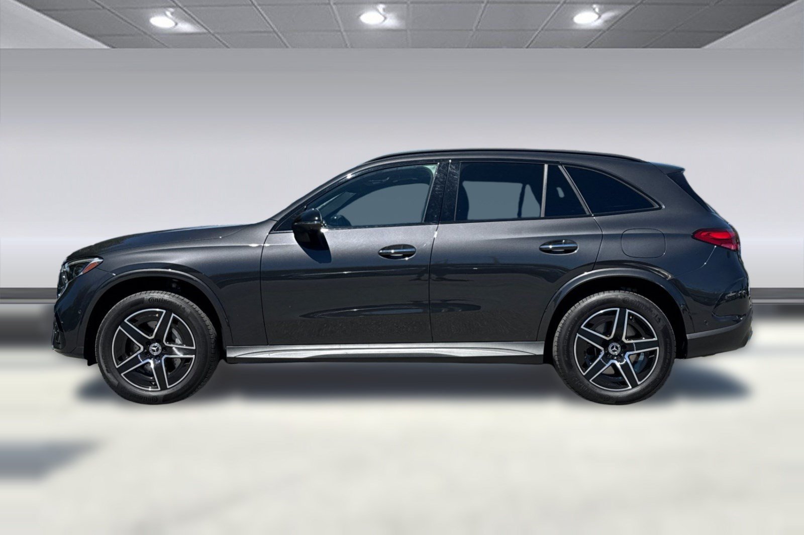 Certified 2025 Mercedes-Benz GLC 350e 4MATIC image 2