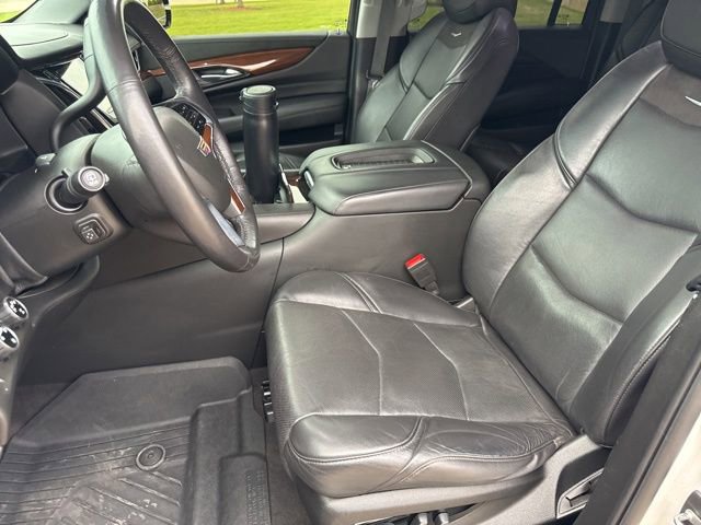 Used 2020 Cadillac Escalade ESV Premium Luxury AWD/4WD image 9