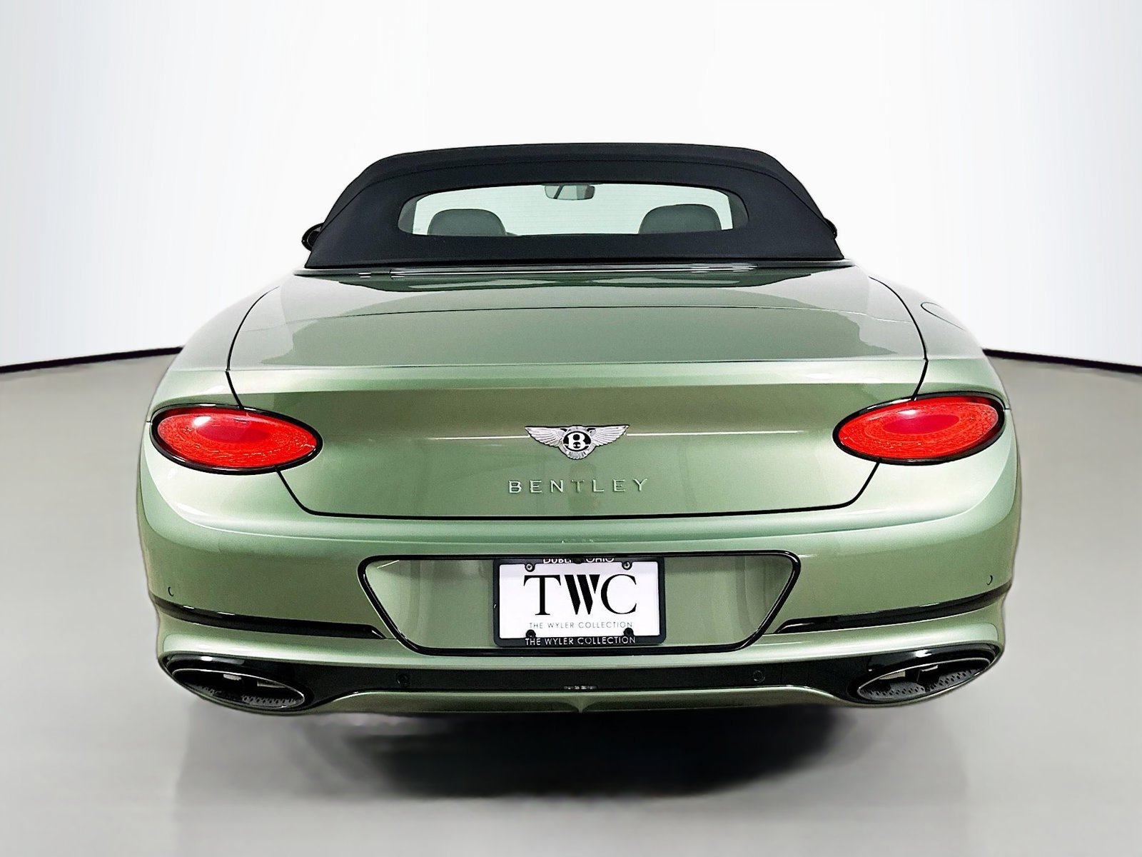 Used 2024 Bentley Continental GT Mulliner AWD/4WD image 10