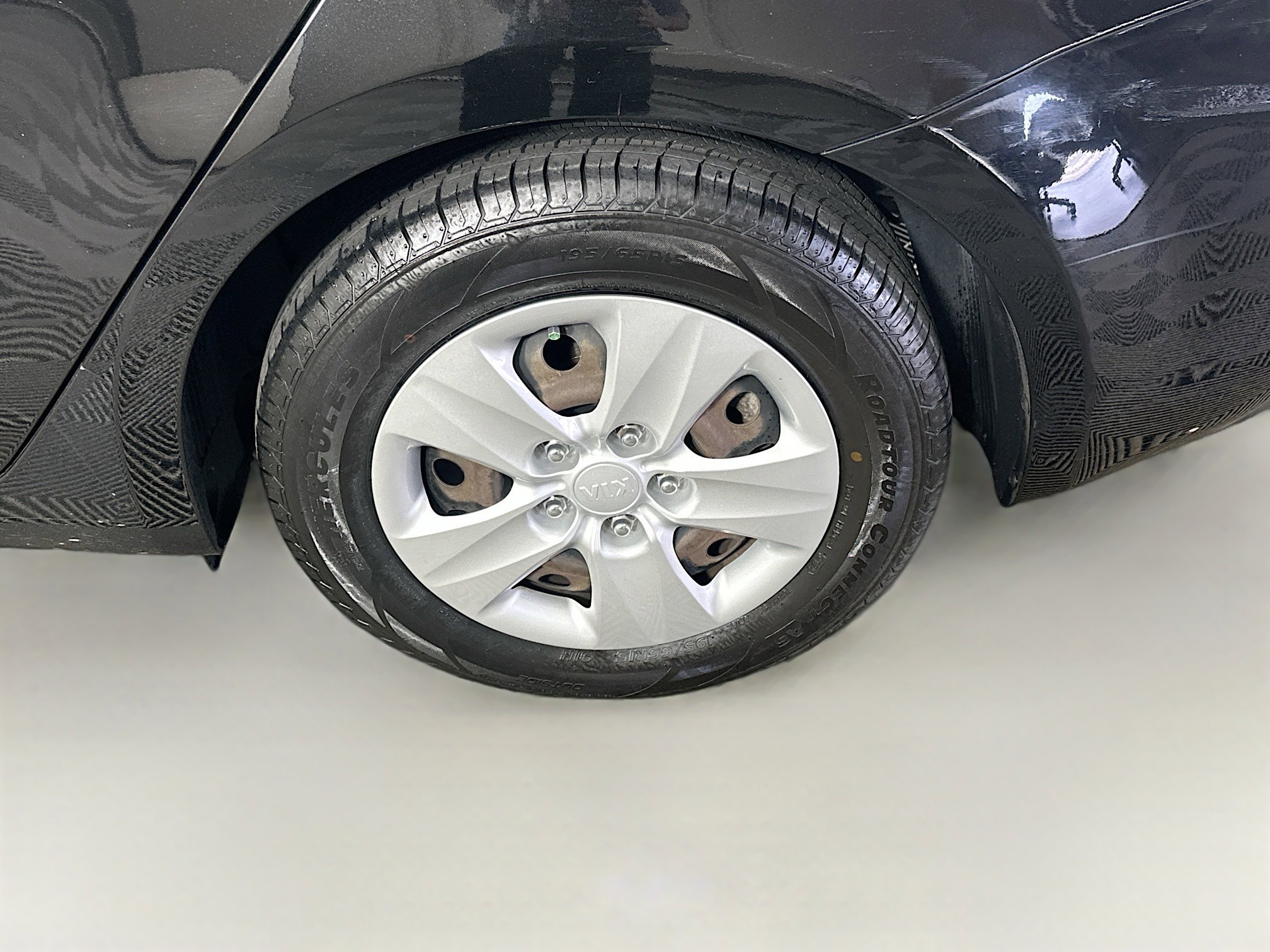 Used 2015 Kia Forte LX image 10