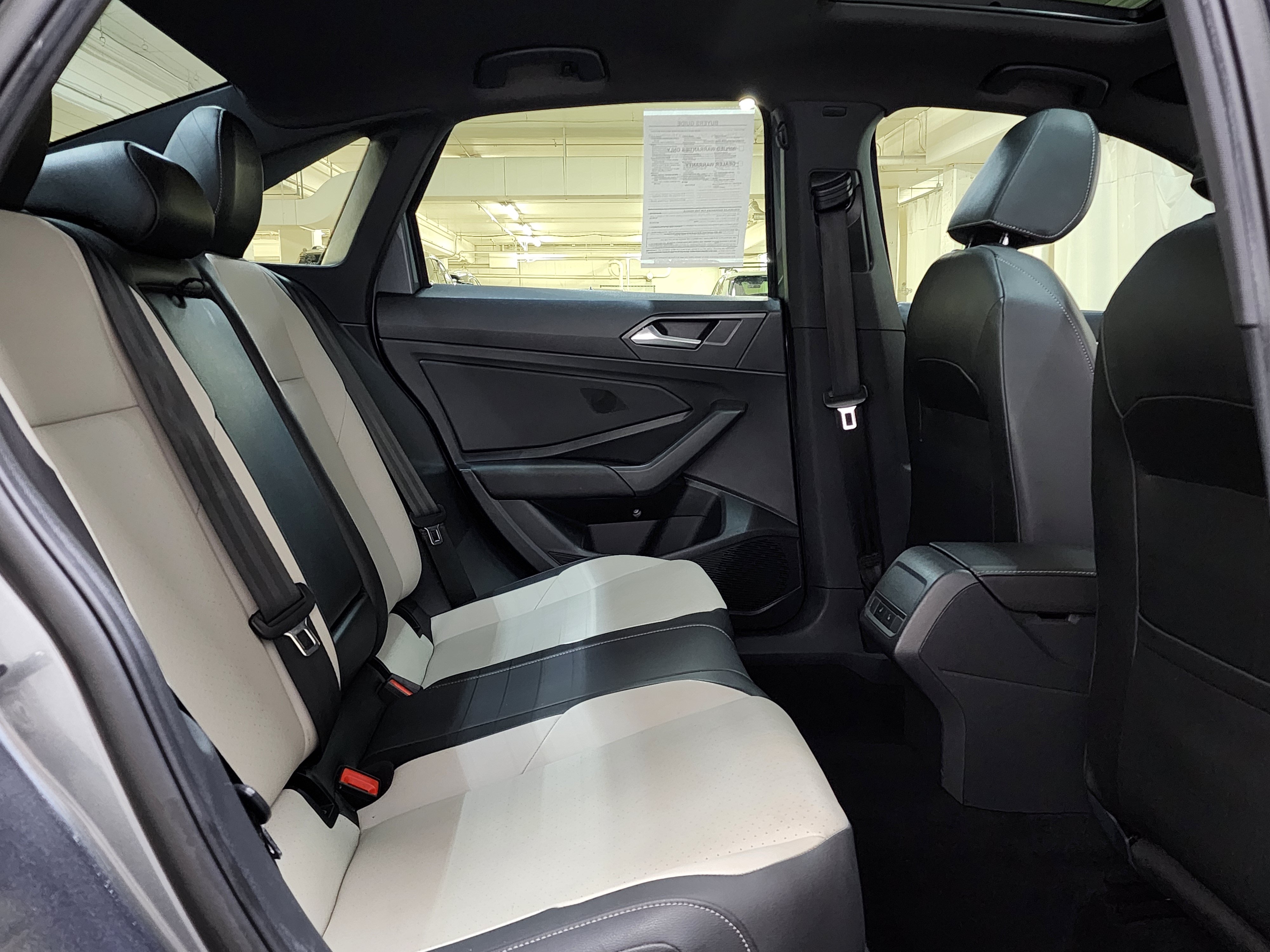 Used 2021 Volkswagen Jetta R-Line w/ R-Line Cold Weather Package FWD image 20