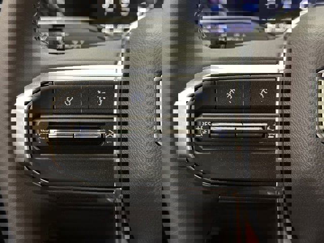 New 2026 GMC Canyon Elevation w/ Technology Package image 9