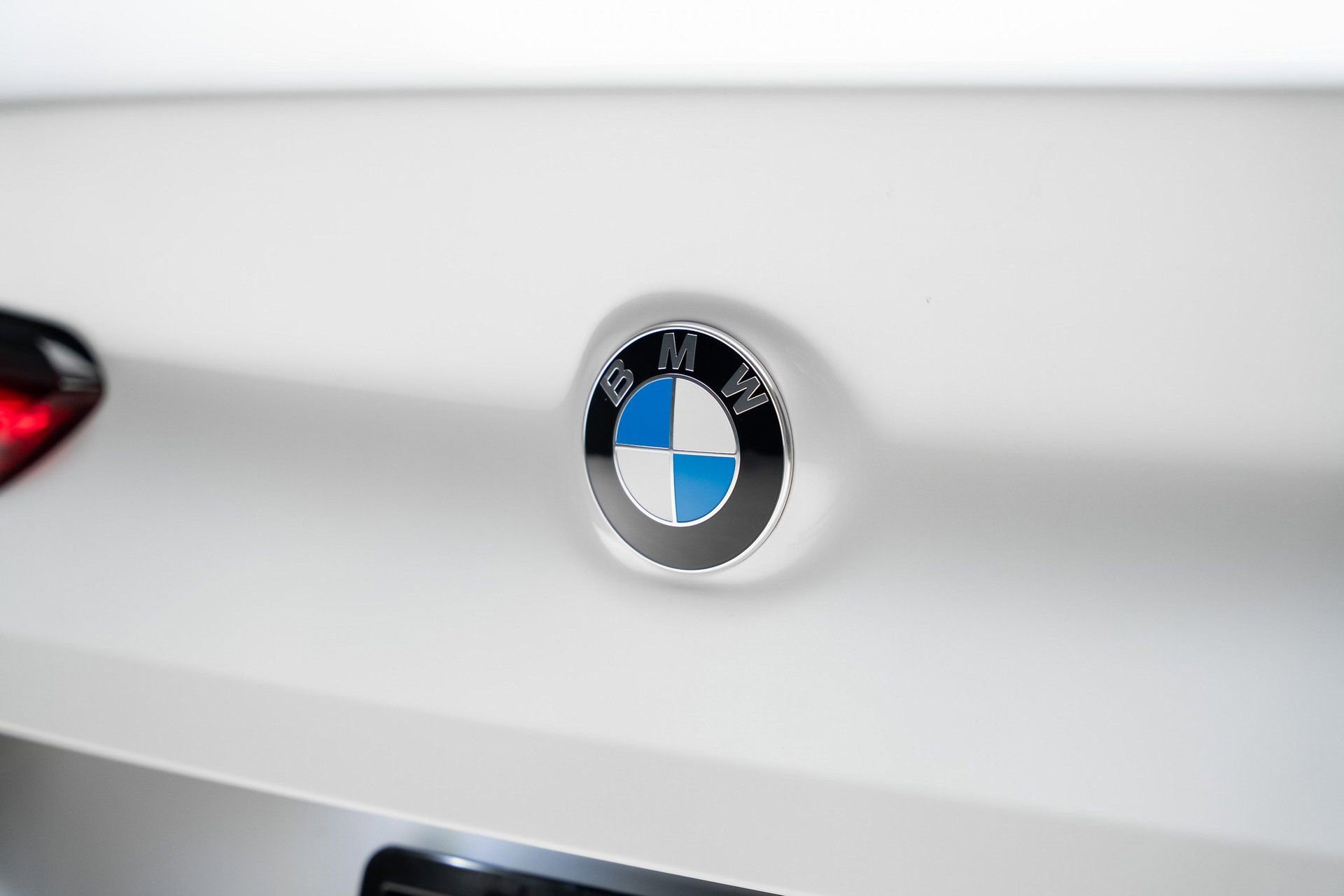 Used 2023 BMW M850i xDrive Coupe w/ M Sport Professional Package image 30