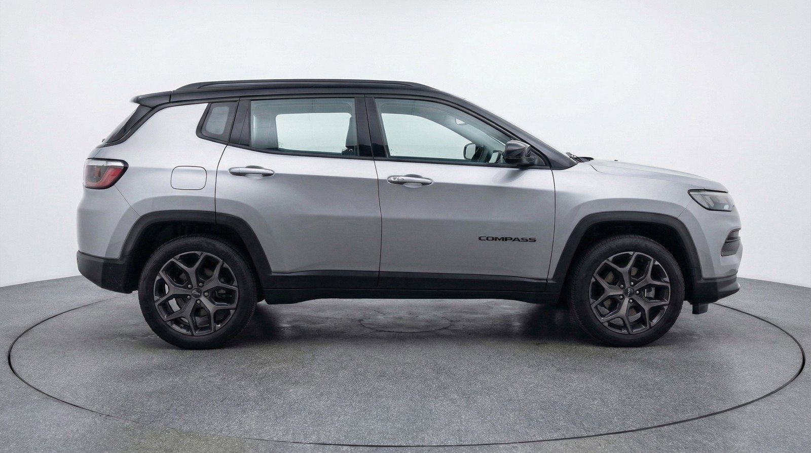 Used 2025 Jeep Compass Limited AWD/4WD image 11