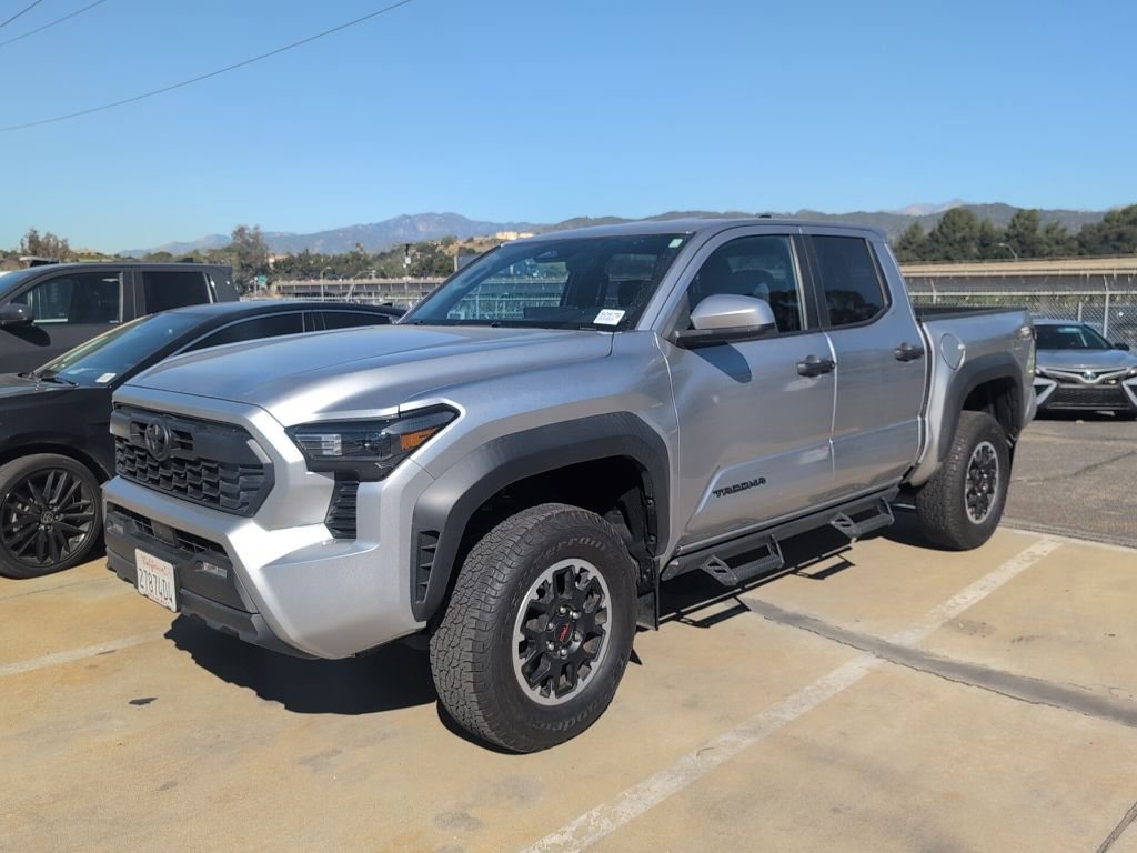 Used 2024 Toyota Tacoma TRD Off-Road image 13