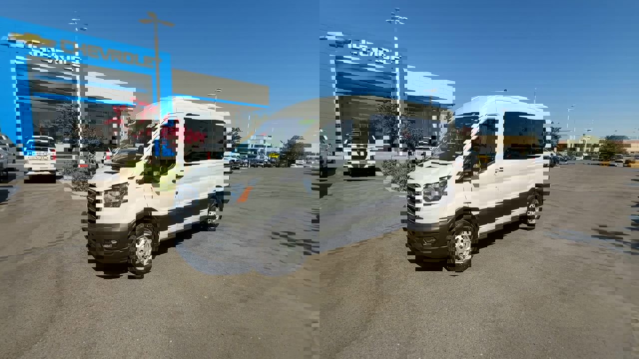 Used 2020 Ford Transit 150 XL image 3