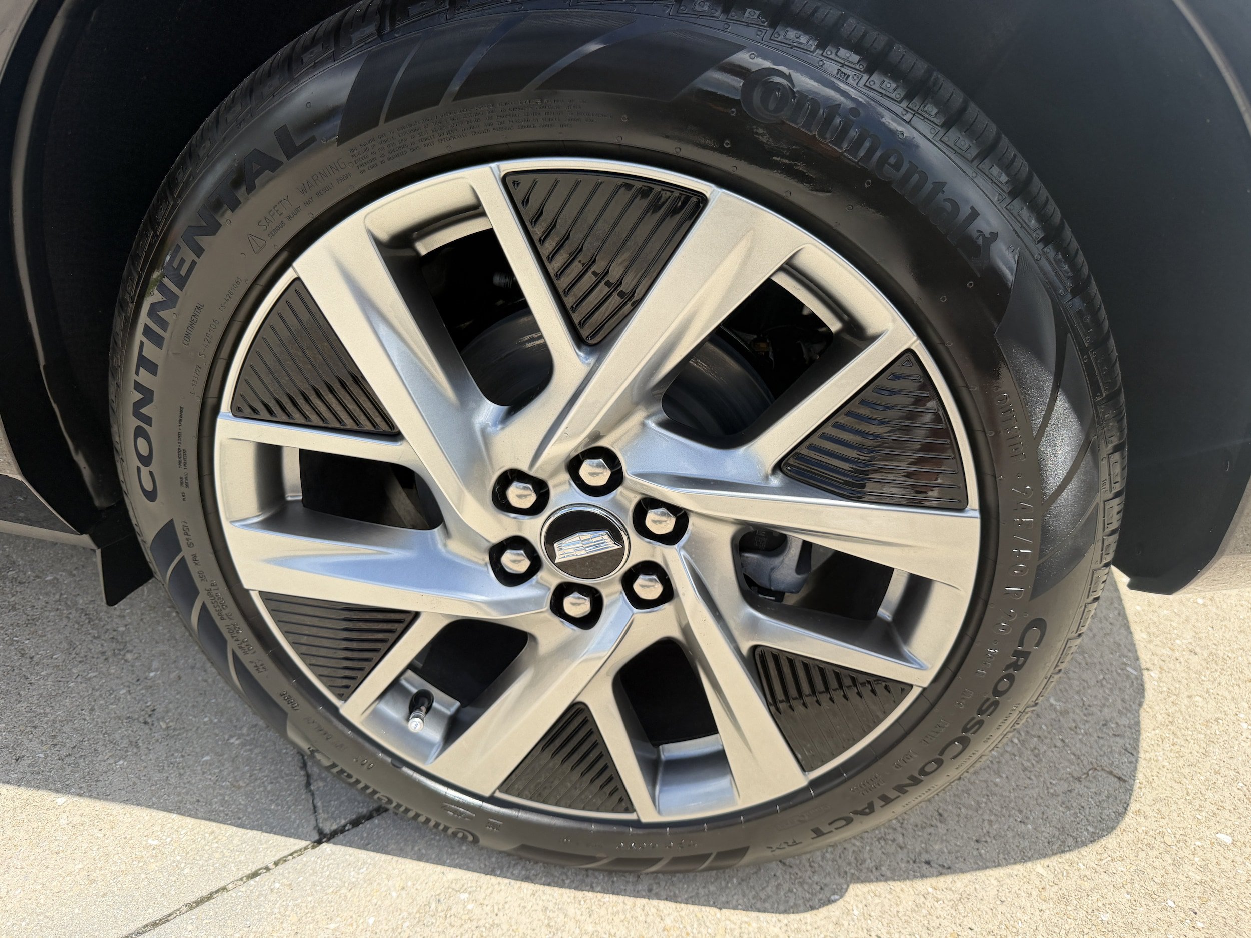 New 2027 Cadillac Optiq Premium Luxury RWD image 28