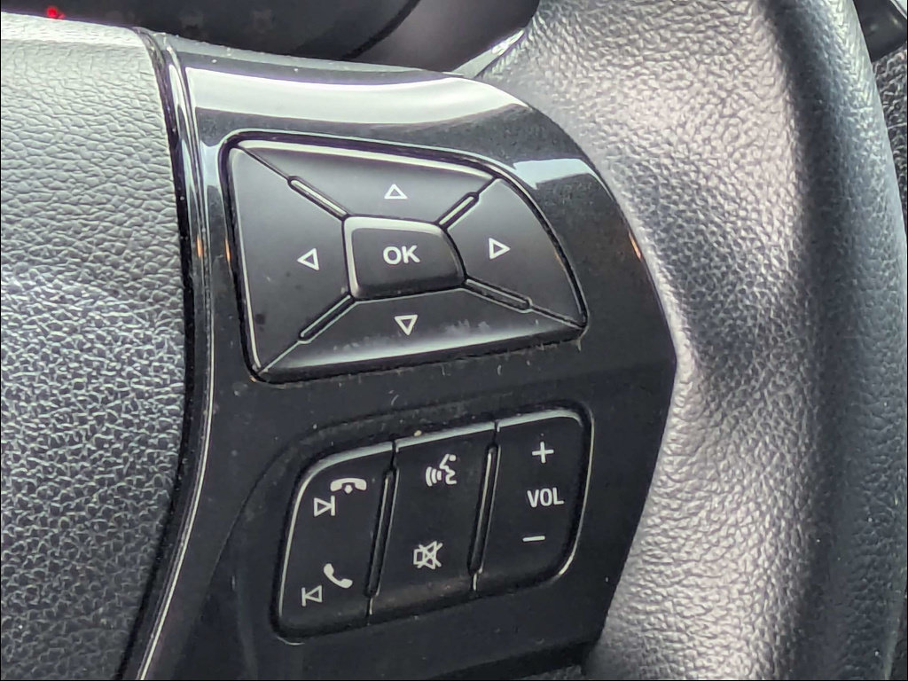 Used 2019 Ford Explorer XLT w/ Equipment Group 202A FWD image 23