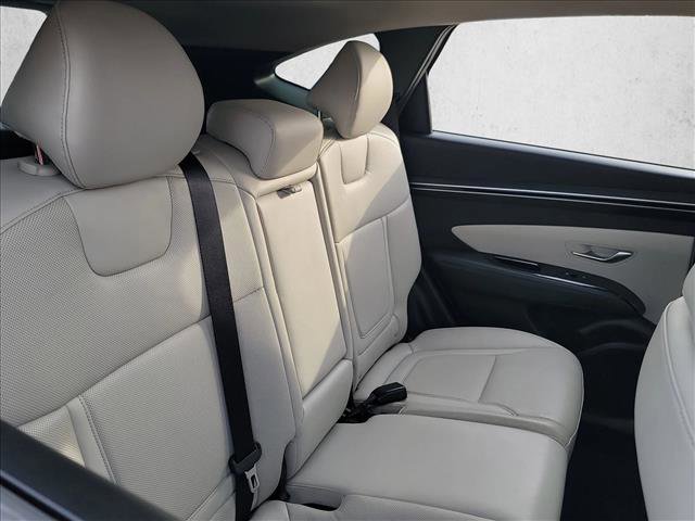Used 2022 Hyundai Tucson Limited w/ Cargo Package image 16
