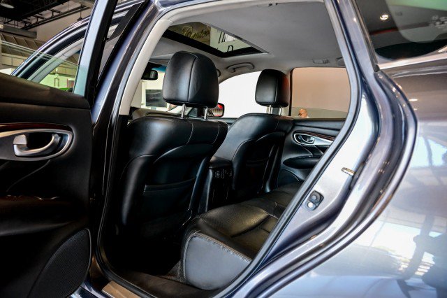 Used 2012 INFINITI M37 x w/ Premium Pkg AWD/4WD image 23