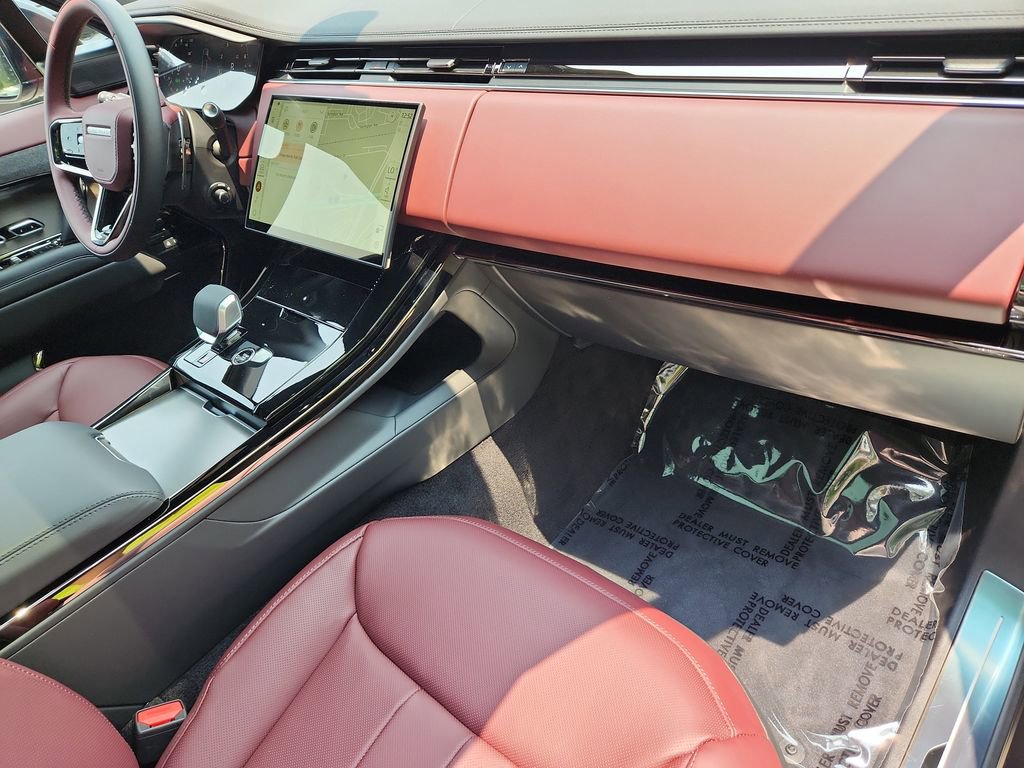 New 2025 Land Rover Range Rover Sport Dynamic SE AWD/4WD image 28