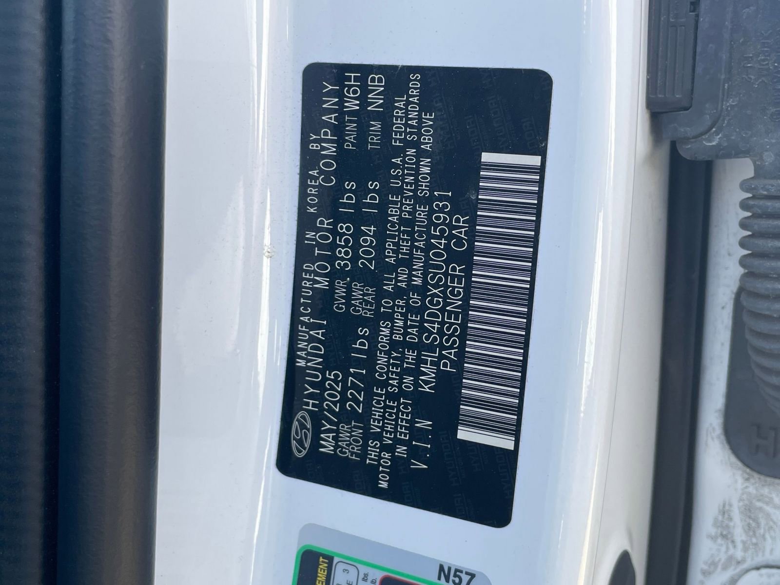 Used 2025 Hyundai Elantra SEL image 33