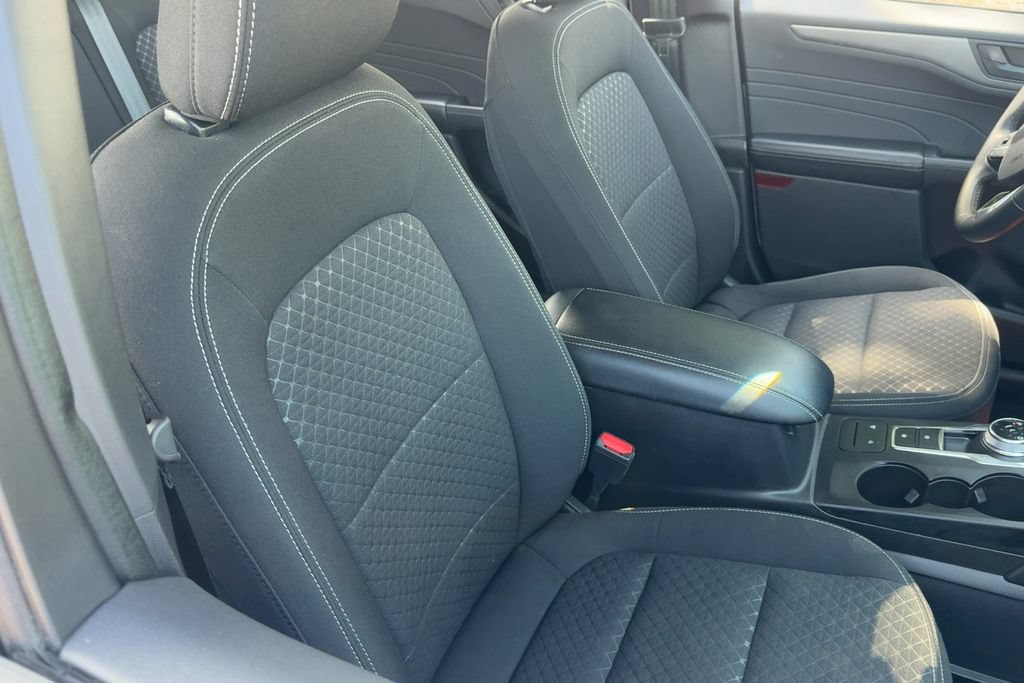 Used 2023 Ford Escape Active FWD image 15