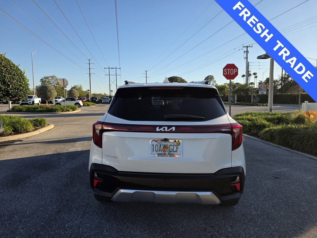 Used 2025 Kia Seltos EX w/ EX Sunroof Package image 5