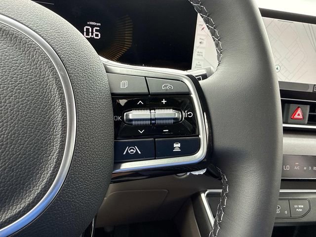 New 2026 Kia Carnival EX image 25