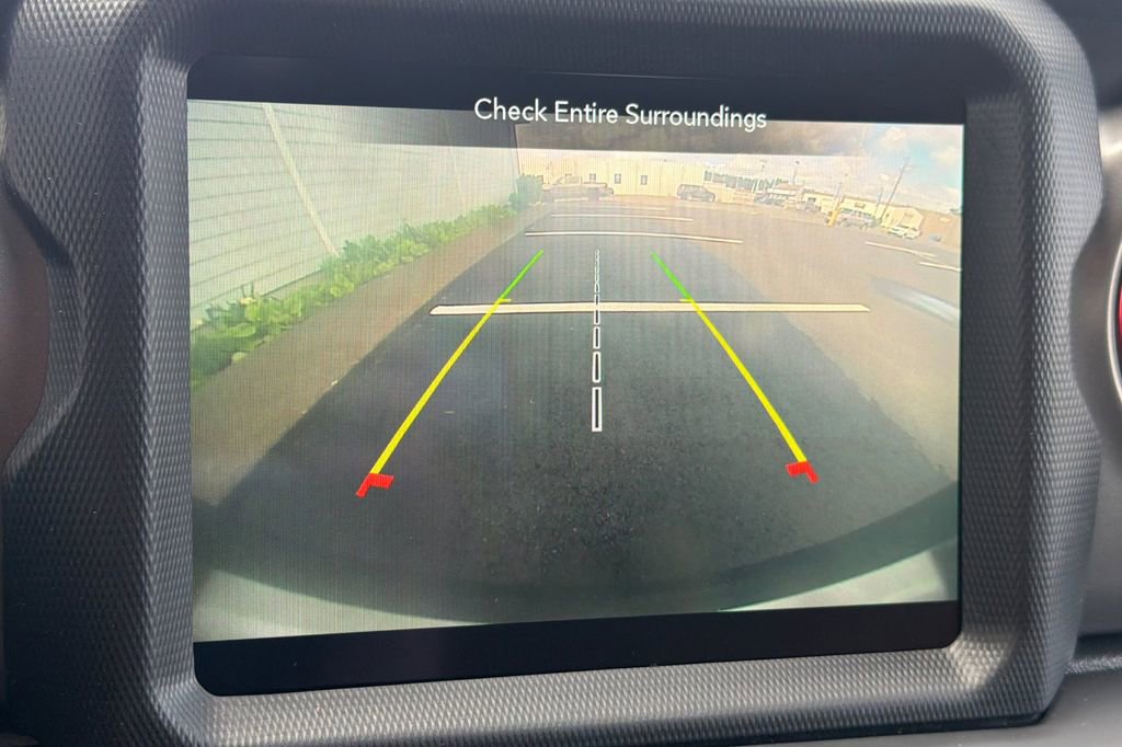 Used 2021 Jeep Wrangler Sport S image 19