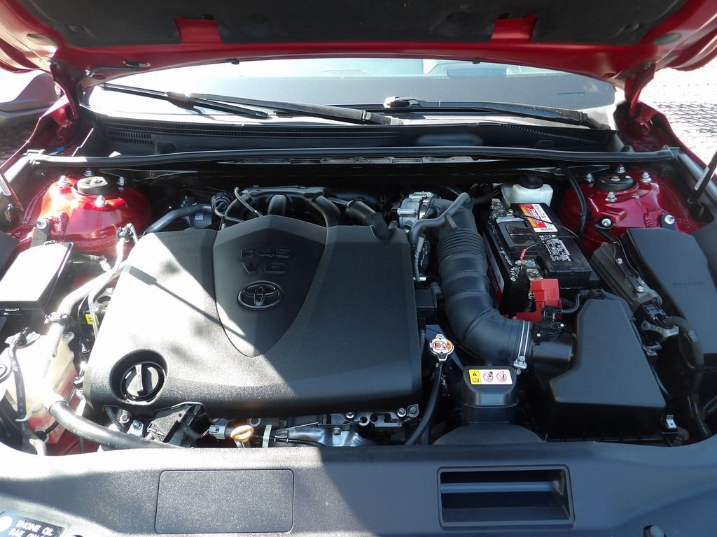 Used 2020 Toyota Avalon Limited FWD image 26